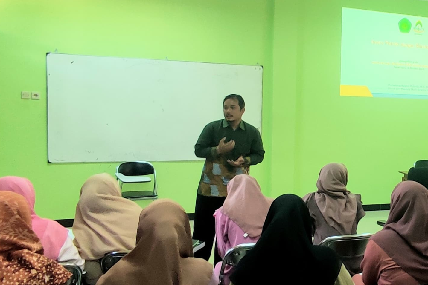 Invers Matriks dengan Eliminasi Gauss